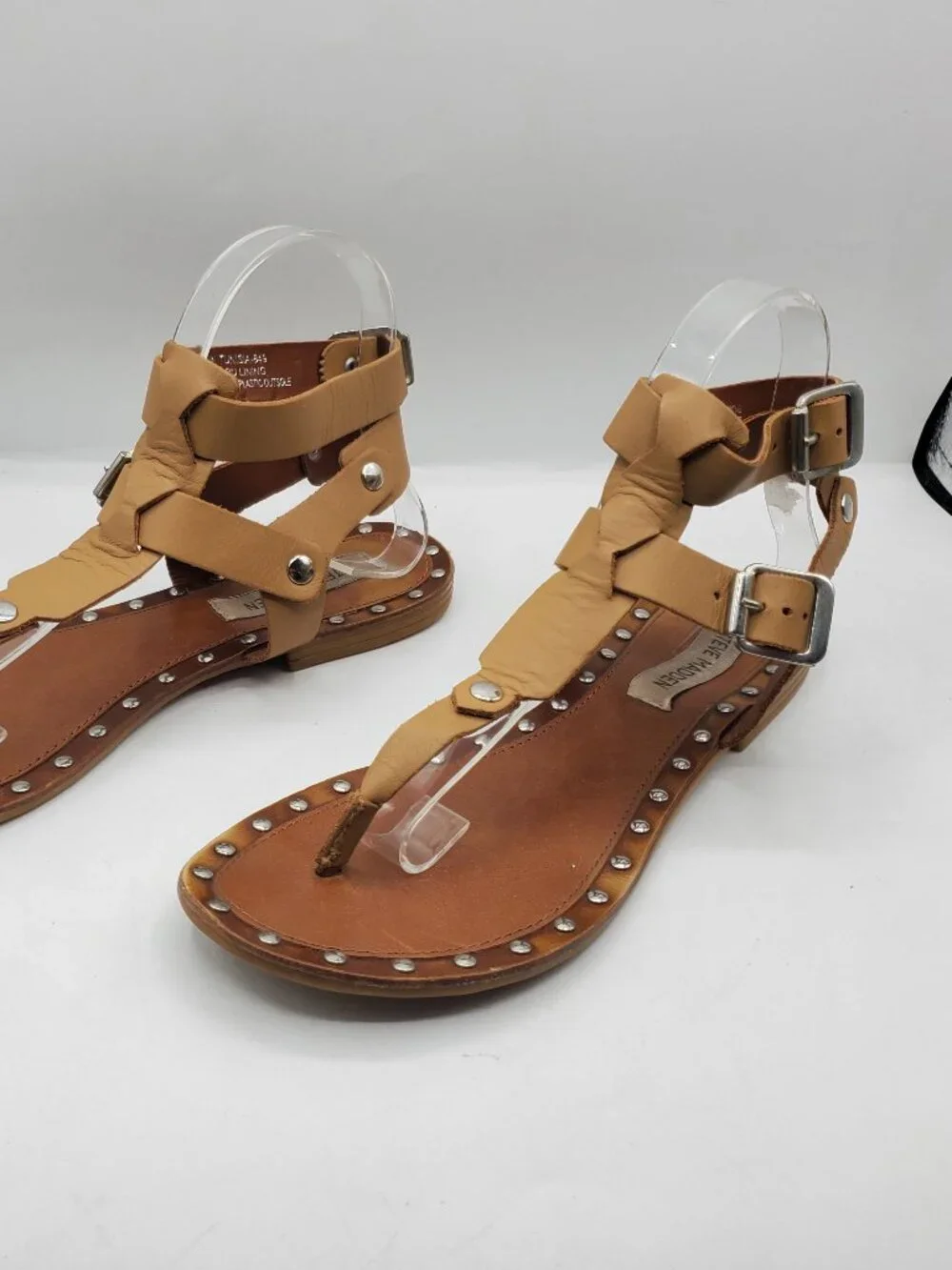 STEVE MADDEN KADIN LEATHER THONG SANDALS